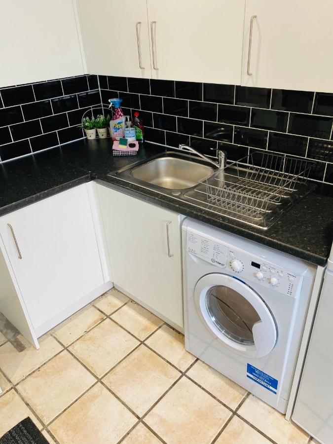 Arma Short Stays: Spacious 3-Bedroom Oxford House with Garden Exterior photo